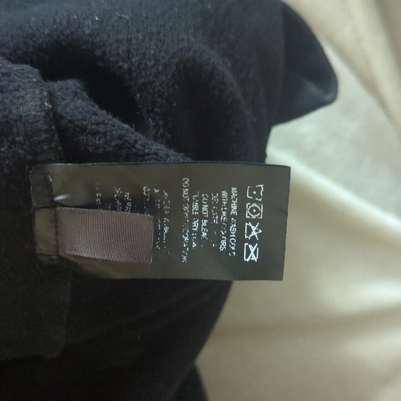 Black Large Karl Lagerfeld - Picture 4 of 4